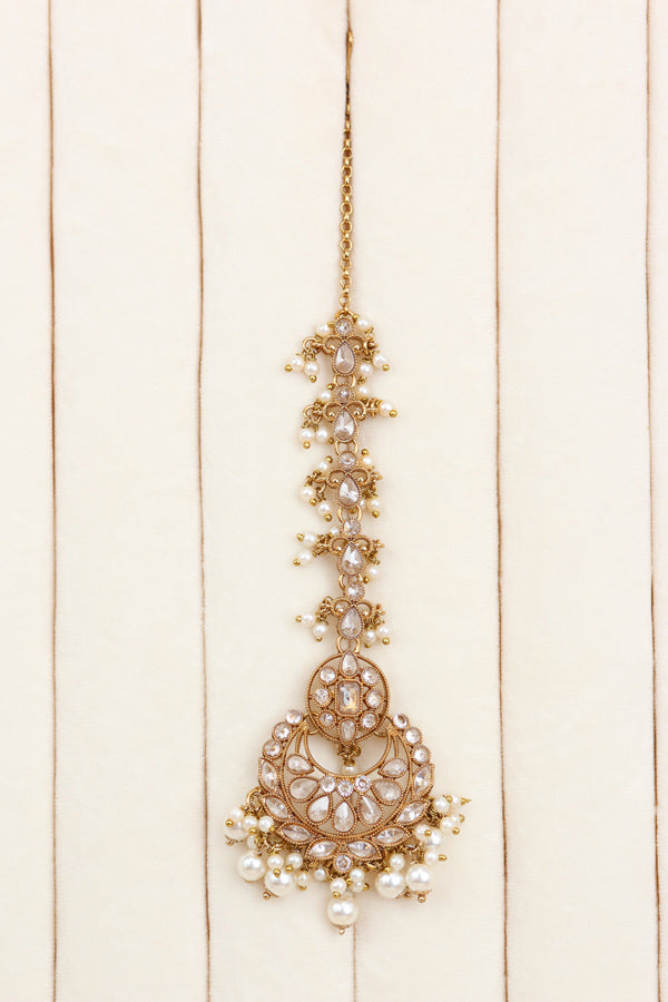 White Small And Elegant Choker Set With Large Earrings And Tikka (CS027-W-Polki)