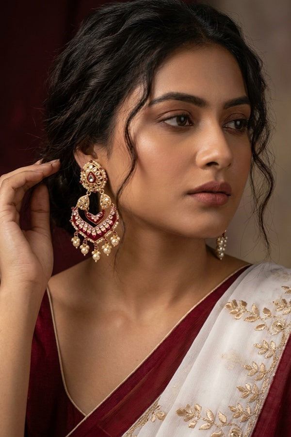 Large Fashionable Earrings In Maroon Color And White Pearls Attached