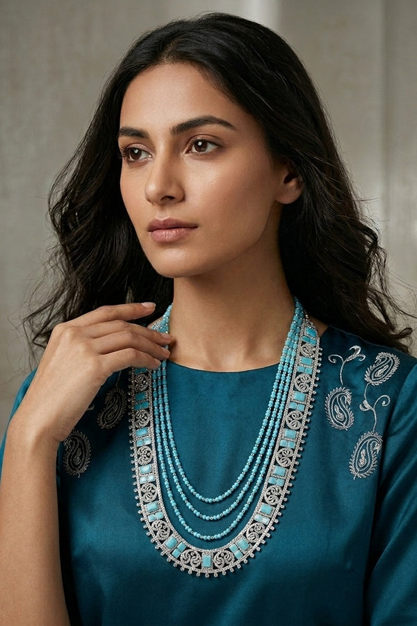 Fashionable Long Necklace In Silver Polish And Blue Stone