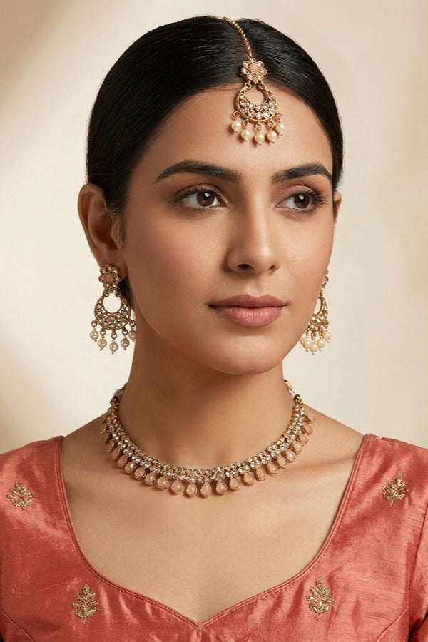 Peach Single Layer Polki Necklace With Peach Colour With Small Earrings And Small Tikka