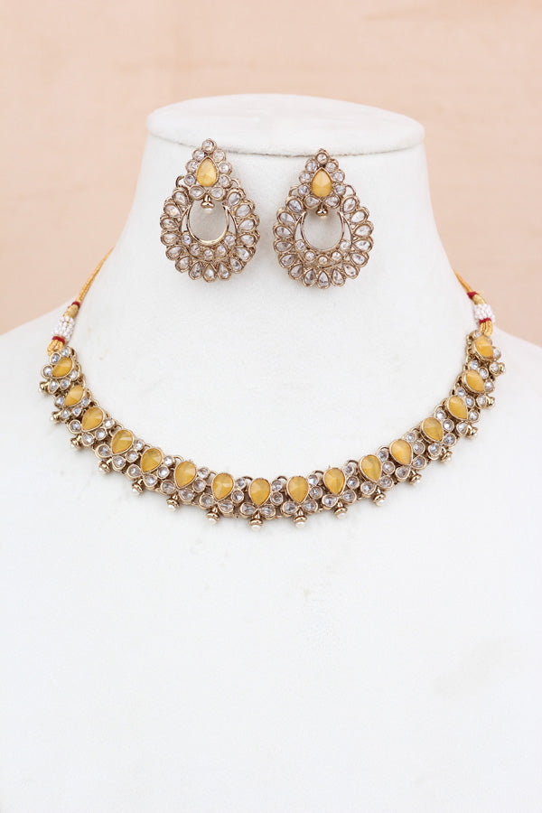 Yellow Small Single Line Polki Necklace With Small Earrings And Matching Tikka (NS007-Y-Polki-B1)