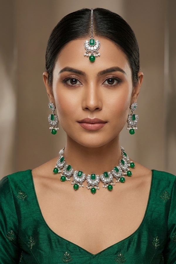 Green Small And Light Weight Polki Necklace Set With Pearls Attached with Matching Earrings And Tikka