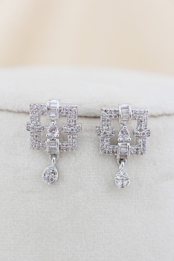 Pendant Set With Flower In Center And Small Matching Earrings (PS002-S)