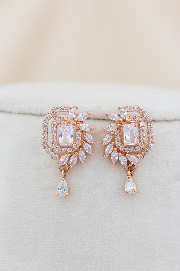 Designer Pendant Attached With Simple Chain And Matching Earrings (PS003-W)