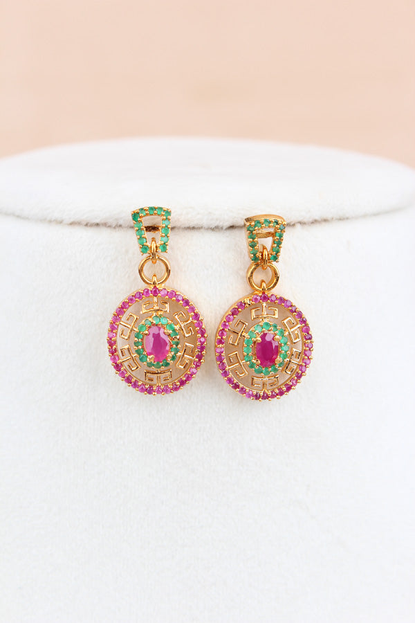 Gold Polish Pendant Set With Design On Chain And Matching Earrings (PS004-MU)