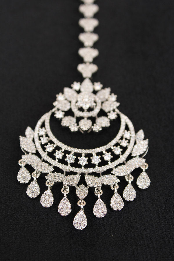 Tikka With American Diamonds In Silver Polish (T004-S-AD)