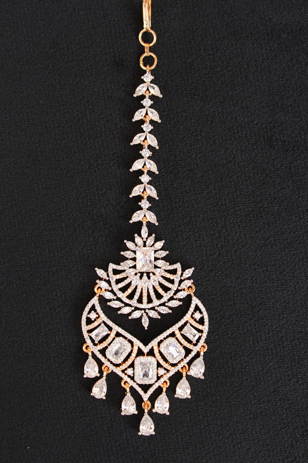 Tikka In Gold Polish With American Diamonds (T010-G-AD)
