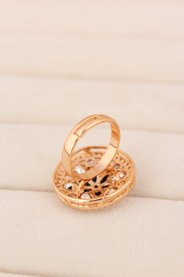 A Small And Adjustable Premium Quality Kundan Flower Ring In A Twirl Design And Small American Diamonds (KR007)