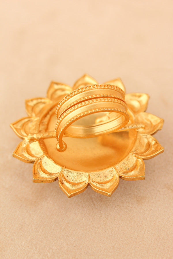 Gold plated Meenakari Fashionable Sunflower Ring With Center Stone in Peach (RF008-PE)