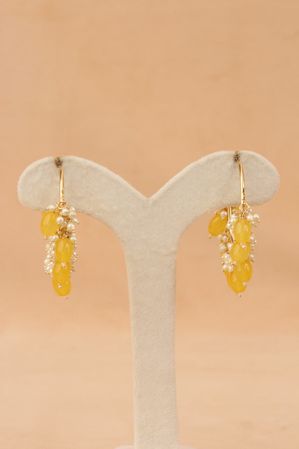 Gold Polish Balia With Yellow Pearls And White Beads Attached (BA002-Y-B1)