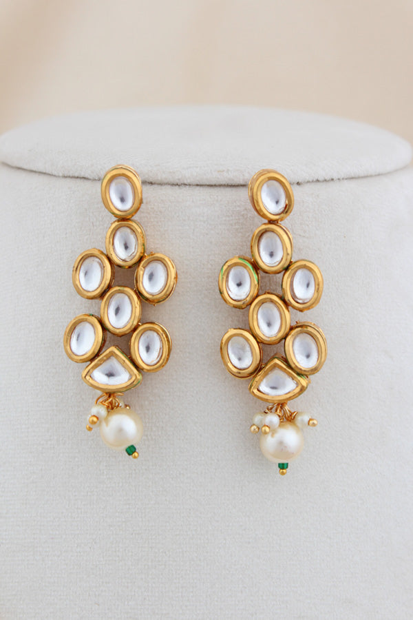 Gold Polish Kundan Necklace With White Pearls Attached Also With Matching Earrings (NK020-Kundan)