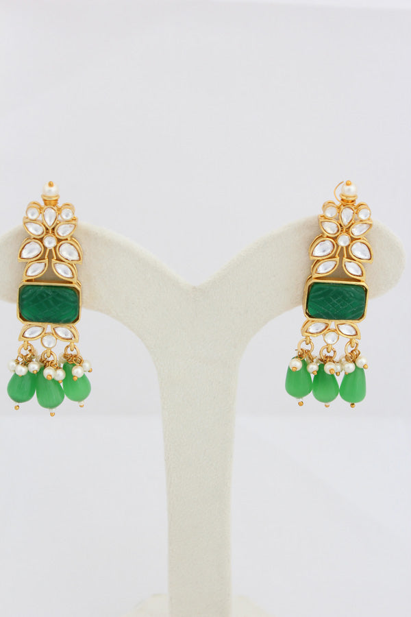 Green Kundan Necklace Set With Matching Earrings And Tikka (IGNK011)