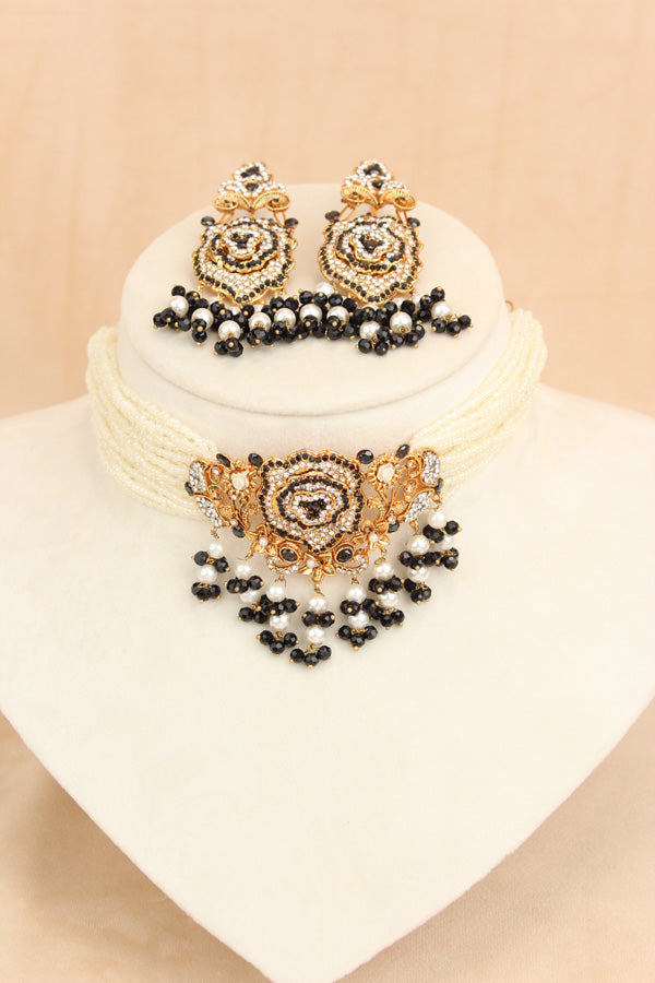 Pakistani Fashionable Choker Set With Flower Design And Black Colour Stones With Matching Large Earrings (IGPKCS001)