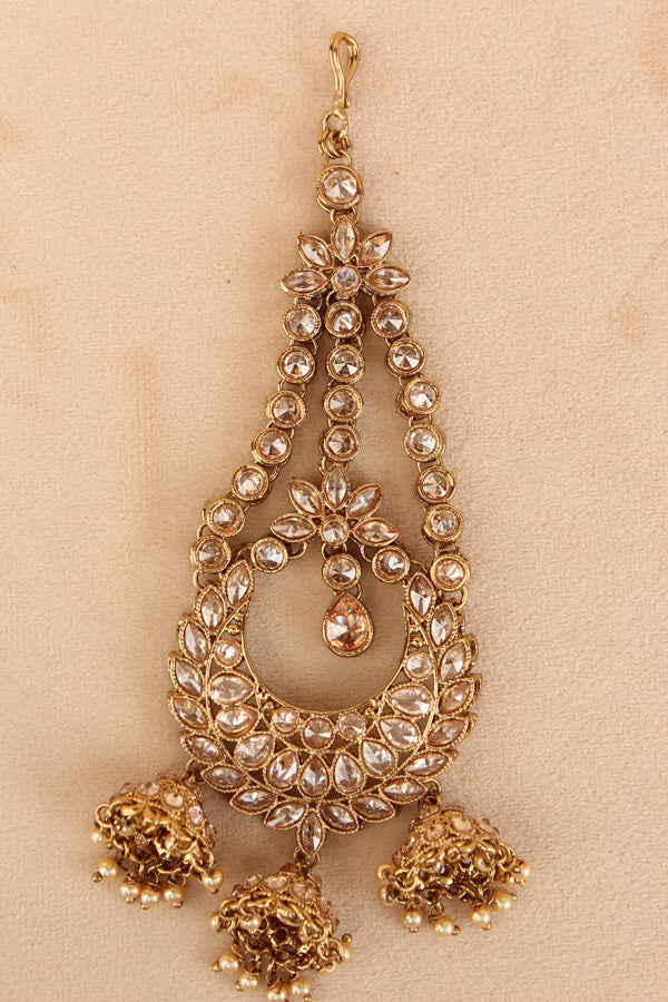 Reverse AD Passa In Premium Quality With Small Pendants Attached (PAS013)