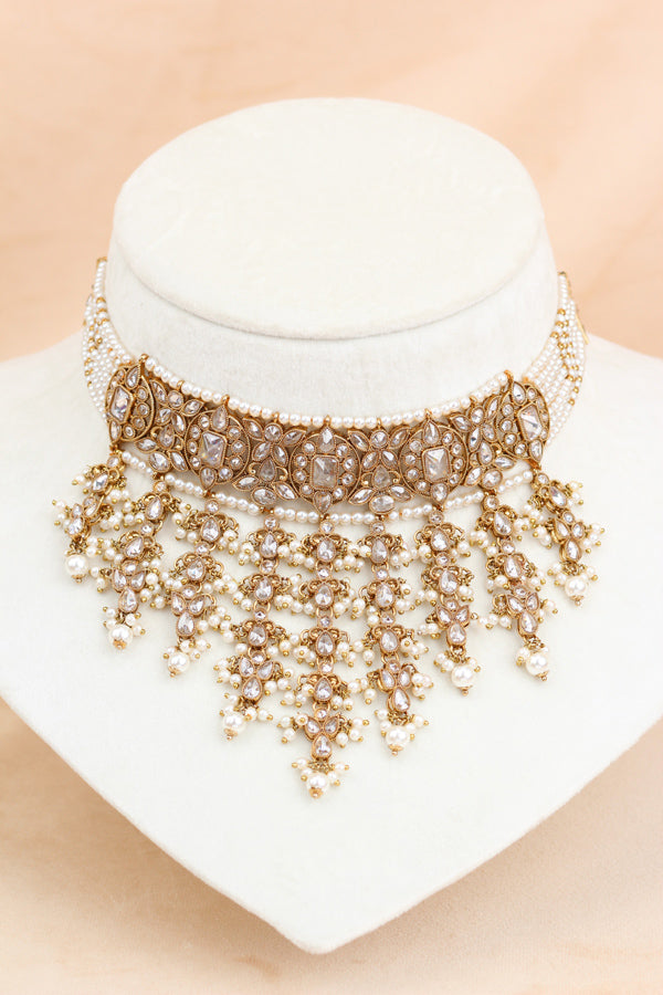 White Small And Elegant Choker Set With Large Earrings And Tikka (CS027-W-Polki)