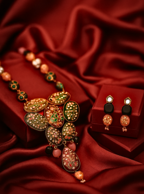 A beautiful set of druzy jewellery available in Denmark