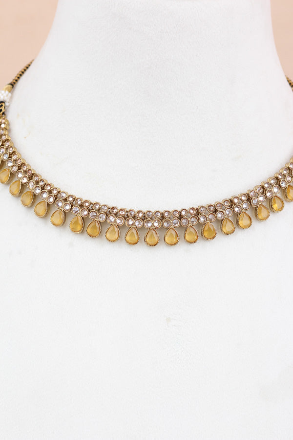 Yellow Single Layer Polki Necklace With Yellow Colour With Small Earrings And Small Tikka (NS001-Y-Polki-Box1)