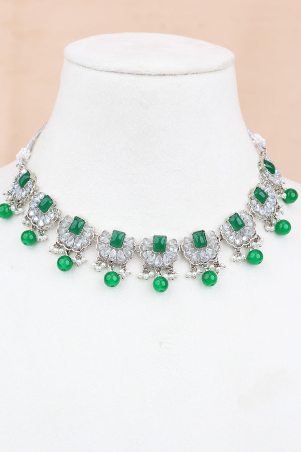 Green Small And Light Weight Polki Necklace Set With Pearls Attached with Matching Earrings And Tikka 