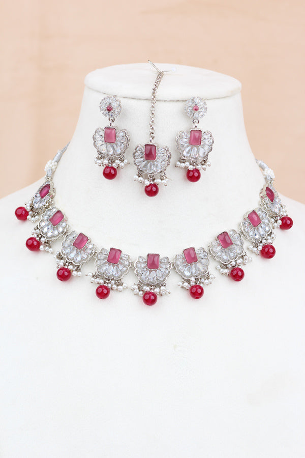 Ruby Red Small And Light Weight Polki Necklace Set With Pearls Attached with Matching Earrings And Tikka 