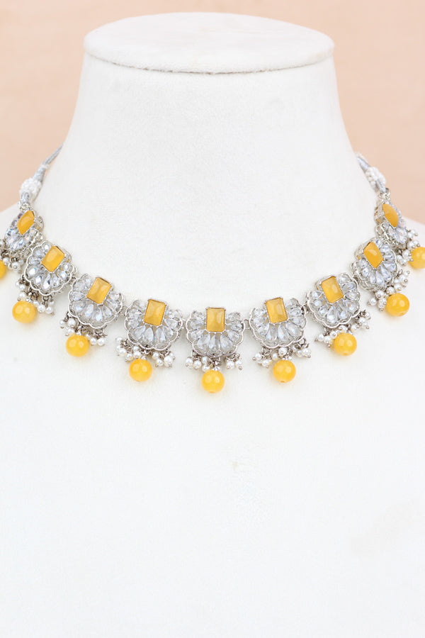 Yellow Small And Light Weight Polki Necklace Set With Pearls Attached with Matching Earrings