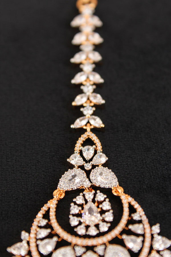 Tikka With American Diamonds In Gold Polish (T001-G-AD)