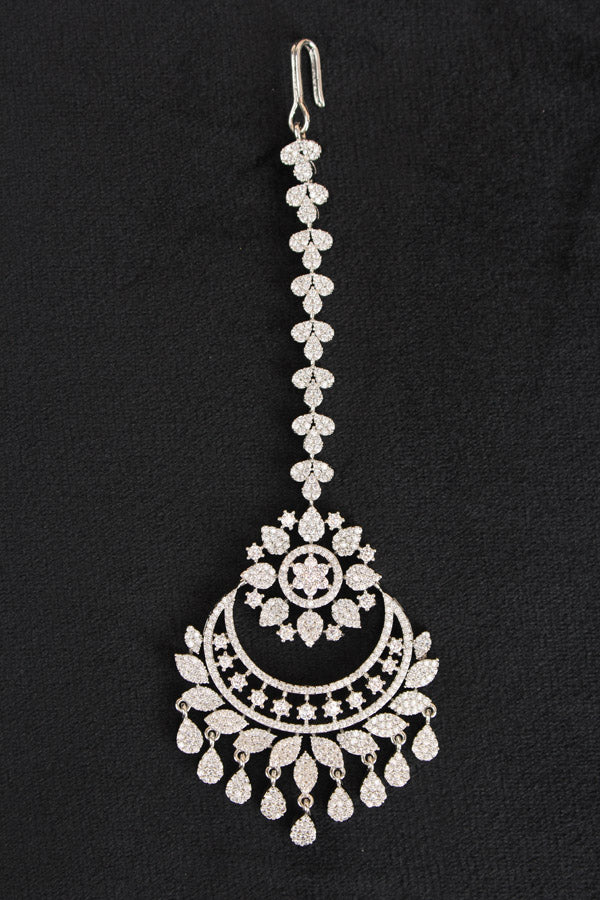 Tikka With American Diamonds In Silver Polish (T004-S-AD)