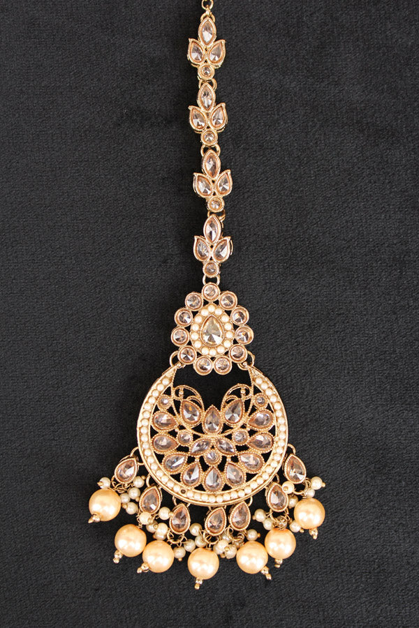 Tikka In Mehndi Polish With Reverse AD stones Also With Golden Pearls And Beads Attached (T006-GO-Polki)