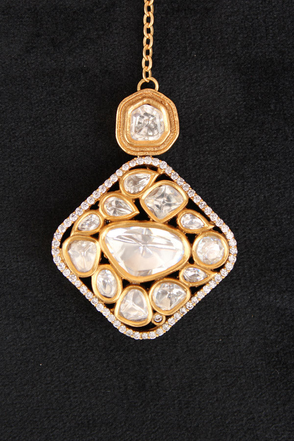 Gold Polish Tikka Framed With Kundan (T006-K)