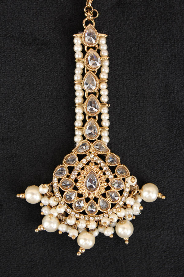 Small Tikka With Reverse AD Stones And White Pearls And Beads (T008-W-Polki)