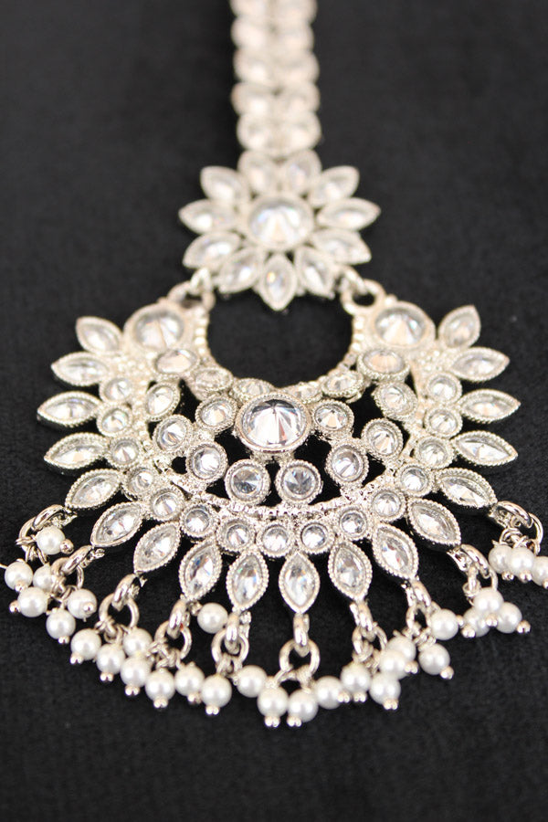 Silver Polish Tikka With Polki Stones And Small Beads Attached (T012-Polki)