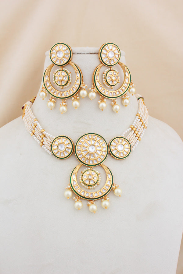 Choker Necklace Kundan With White Beads Large Earrings And Tikka (CKS004W-Kundan)