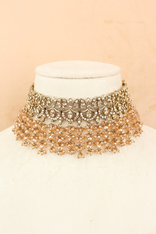 Full Bridal Necklace Set In Gold Polish And Small Details Attached With Crystal Beads (BS007-Golden)