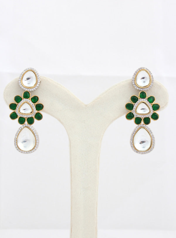 Green Kundan Necklace With Pendant Also Matching Tikka And Earrings(IGNK009)