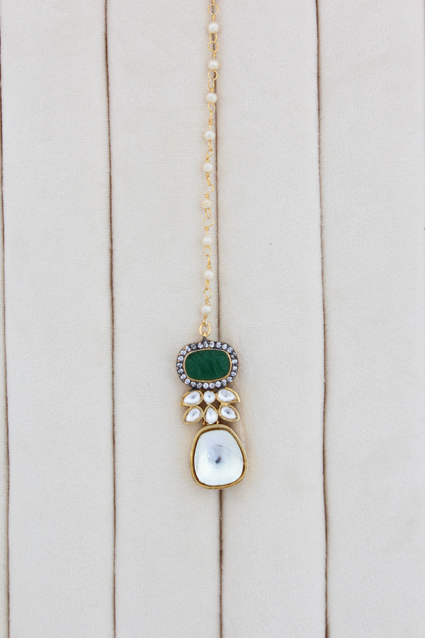 Green Necklace In Kundan With Earrings And Tikka (IGNK007)