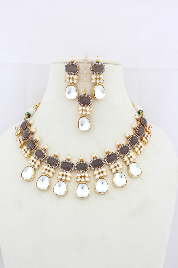 Grey Necklace In Kundan With Earrings And Tikka (IGNK007)