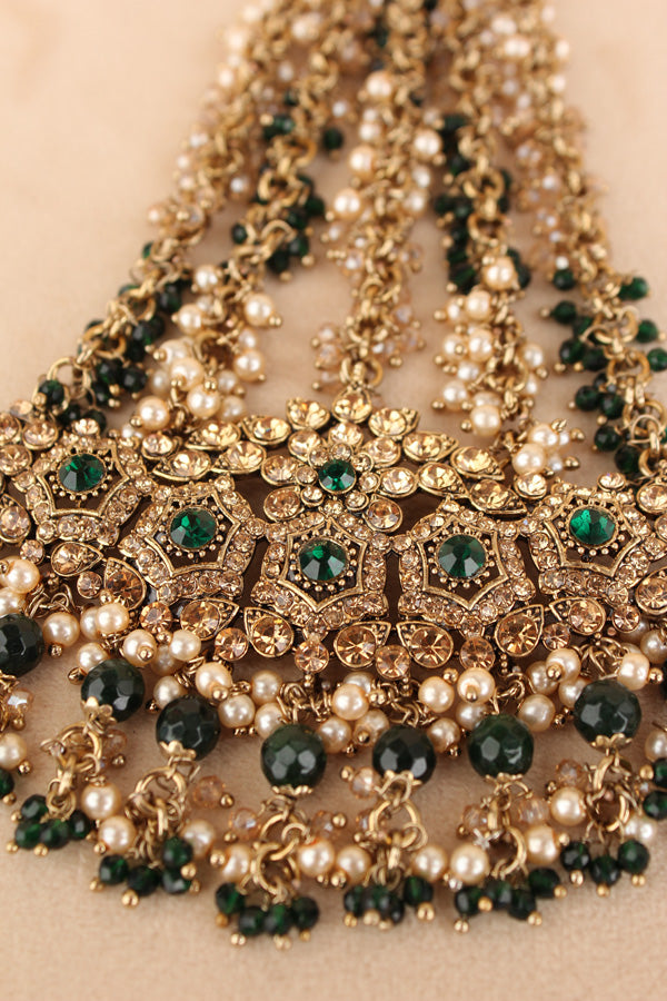 Large And Wide Fashionable Passa With Green Colour Stones (PAS021-G)