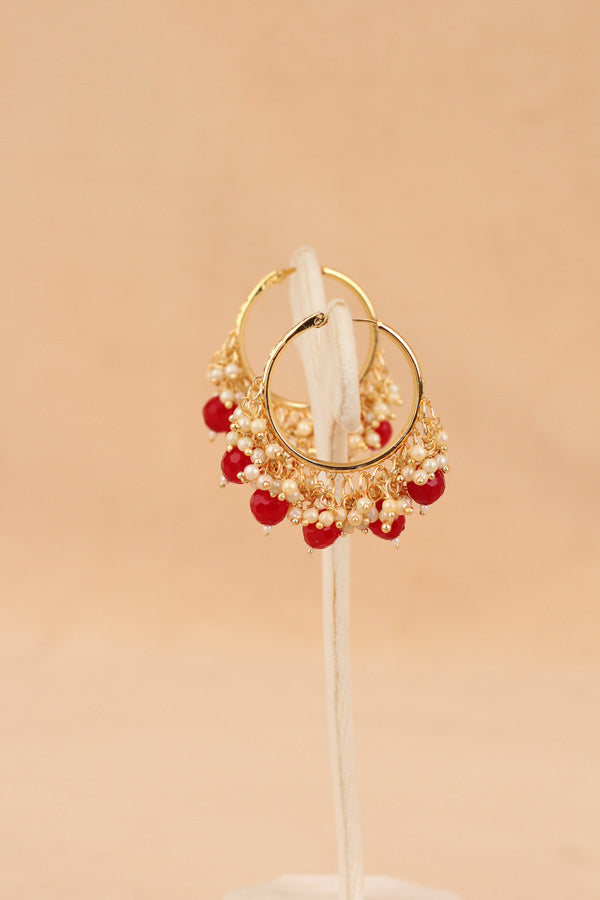Light Weight Balia With Red Pearls And Small White Beads Attached In Gold Polish (BA001-GR-B1)