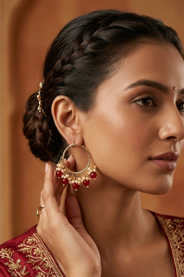 Light Weight Balia With Red Pearls And Small White Beads Attached In Gold Polish (BA001-GR-B1)