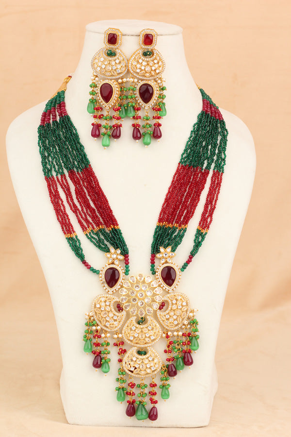 Long Kundan Necklace Set Composed With Crystal Beads And Large Center Design With Matching Long Earrings (LKN001M-Kundan)