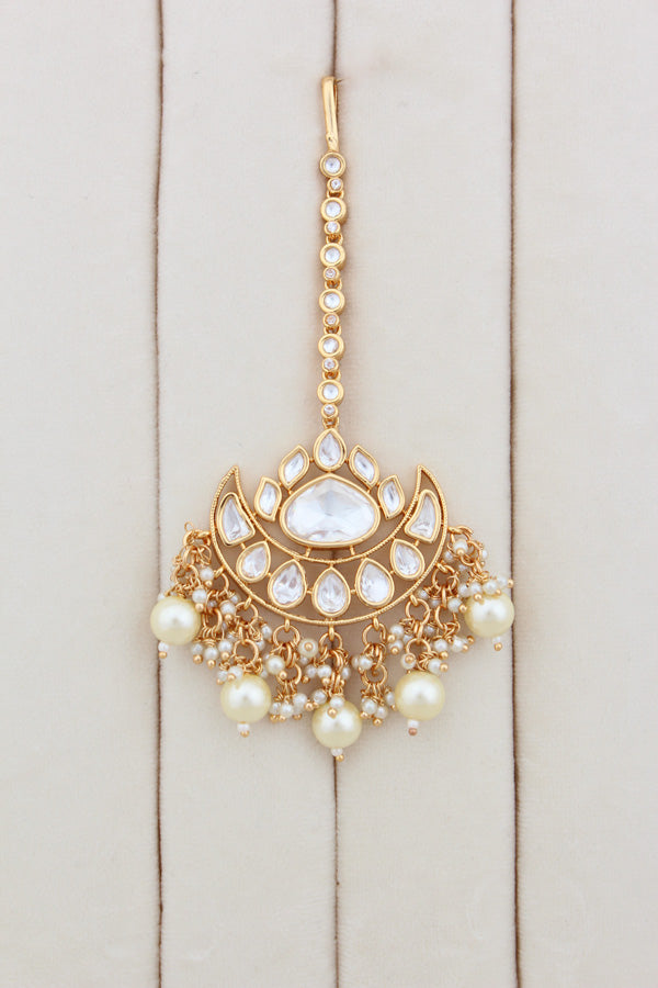 Necklace In Gold Polish With Kundan And White Pearls Attached Also Large Earrings And Tikka(NK004-GO-K-B1)