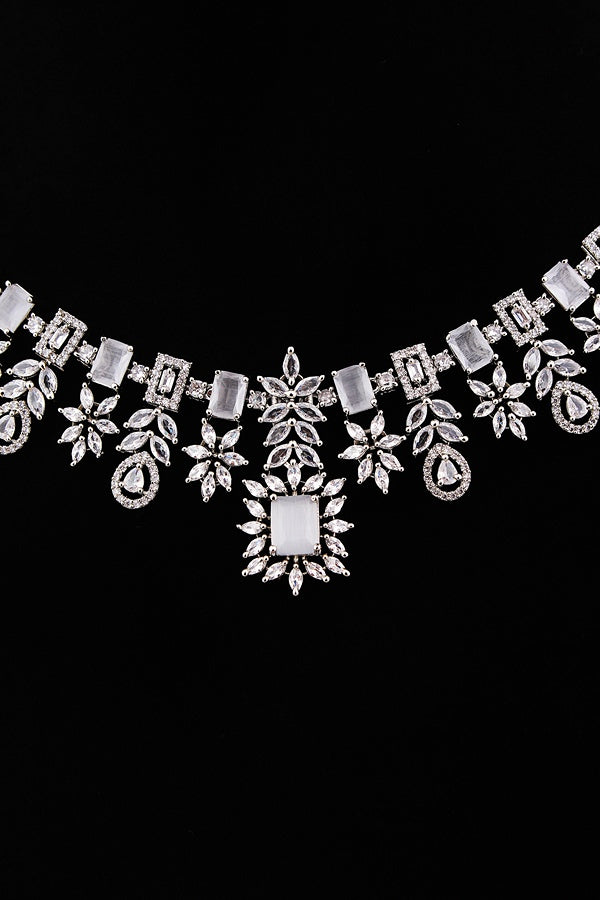 Gold Polish Necklace Set With A Statement Design And Long Matching Earrings (NS004-AD-G)