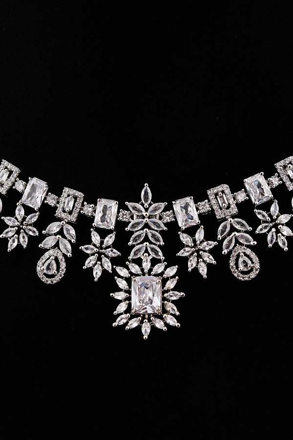 Premium Quality American Diamond Necklace Set With Small White Colour Stones And Small Earrings (NS005-AD-RG)