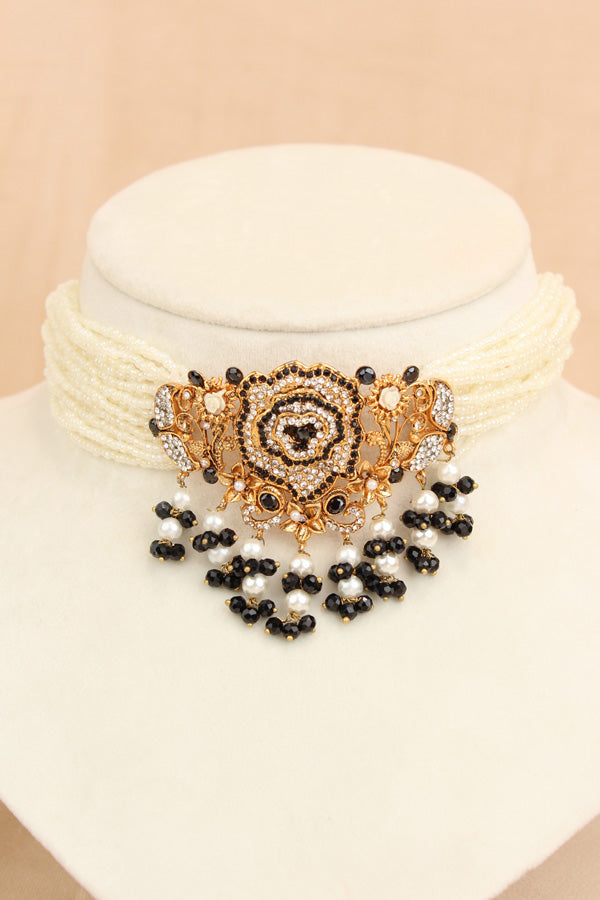 Pakistani Fashionable Choker Set With Flower Design And Black Colour Stones With Matching Large Earrings (IGPKCS001)
