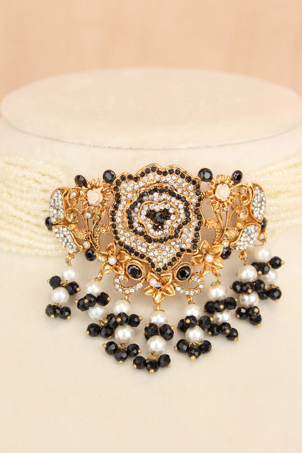 Pakistani Fashionable Choker Set With Flower Design And Black Colour Stones With Matching Large Earrings (IGPKCS001)