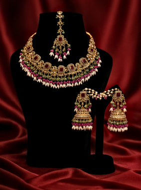 A beautiful Pakistani jewellery available in Denmark