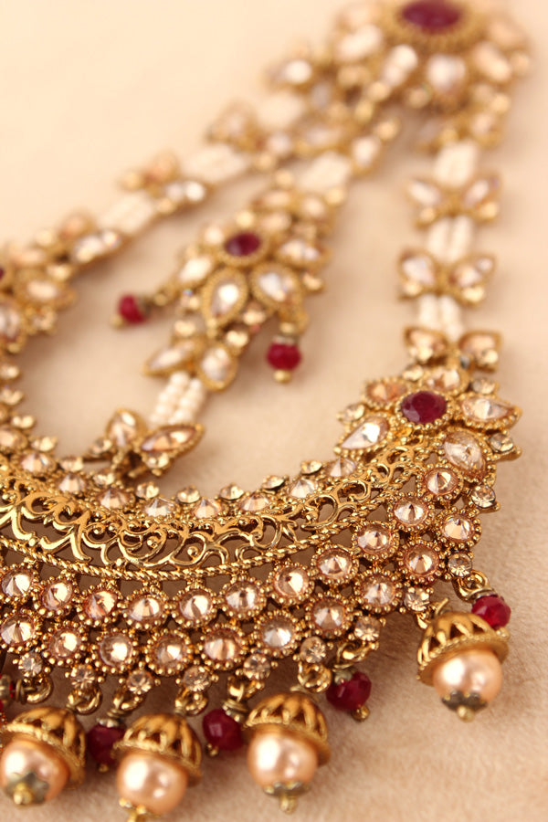 Passa With White Beads And Pearls Attached With Red Stones (PAS011)