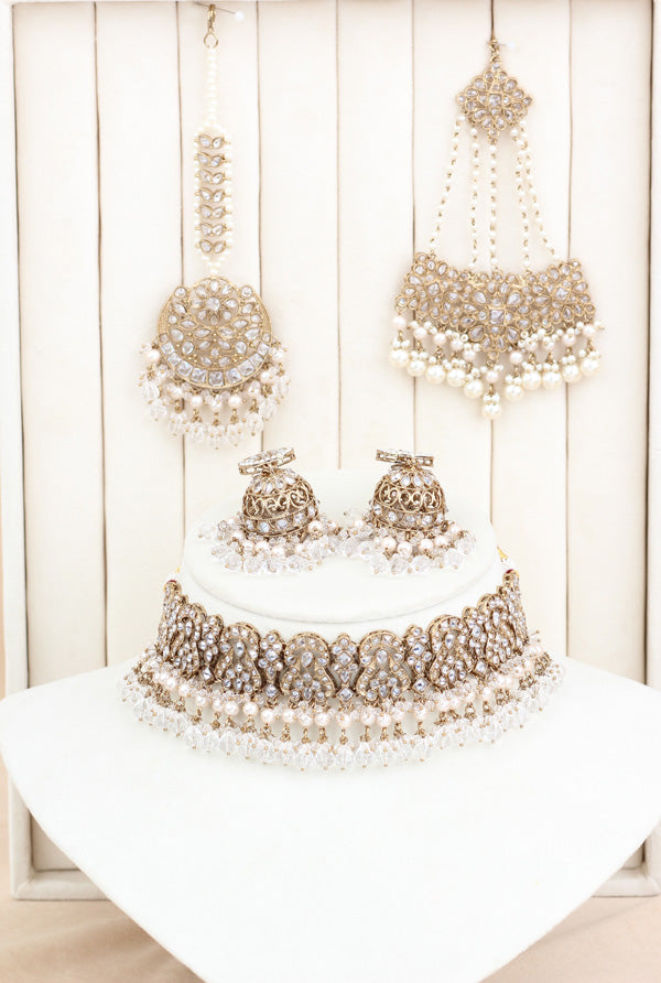 White Polki Choker With Jhumka Earring With Attached Saharey Large Tikka And Passa (CS017-W-Polki-B3)
