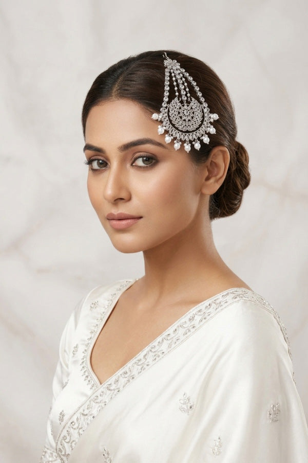 Premium Quality Passa In Silver Polish With White Pearls Attached (PAS012-S)
