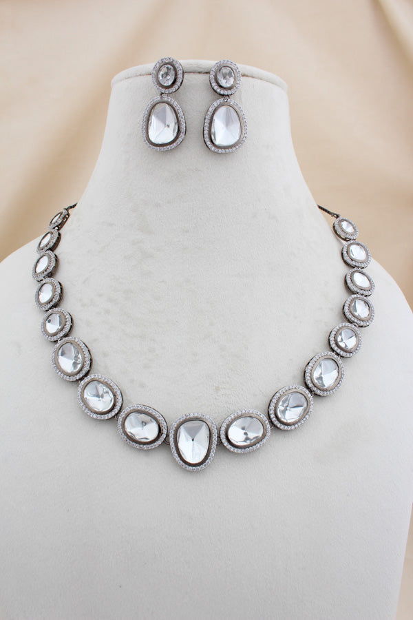 Black Polish Kundan Necklace Set With Matching Earrings (NK032BL-Kundan)