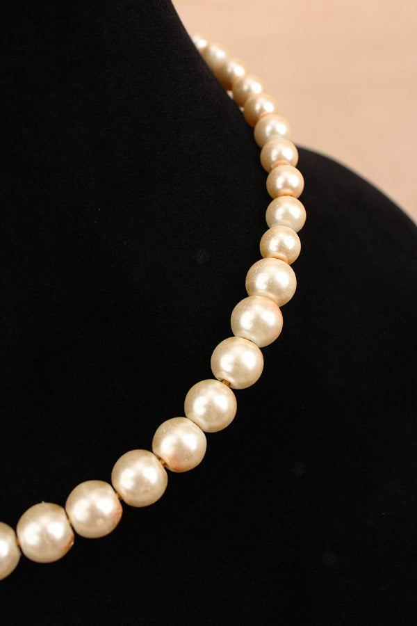 Single Layered Mala Necklace Set With Golden Colour And Small Flower Stud Earrings (MA003)
